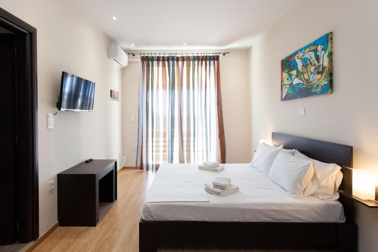 Modern Apt In Glyfada A Breath Away From The Sea - The View Athens Exterior photo
