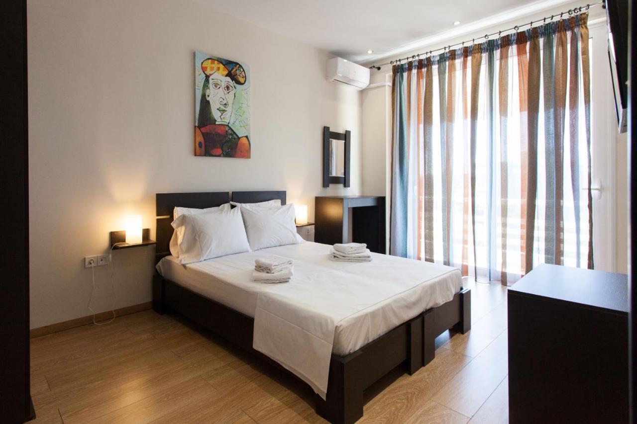 Modern Apt In Glyfada A Breath Away From The Sea - The View Athens Exterior photo