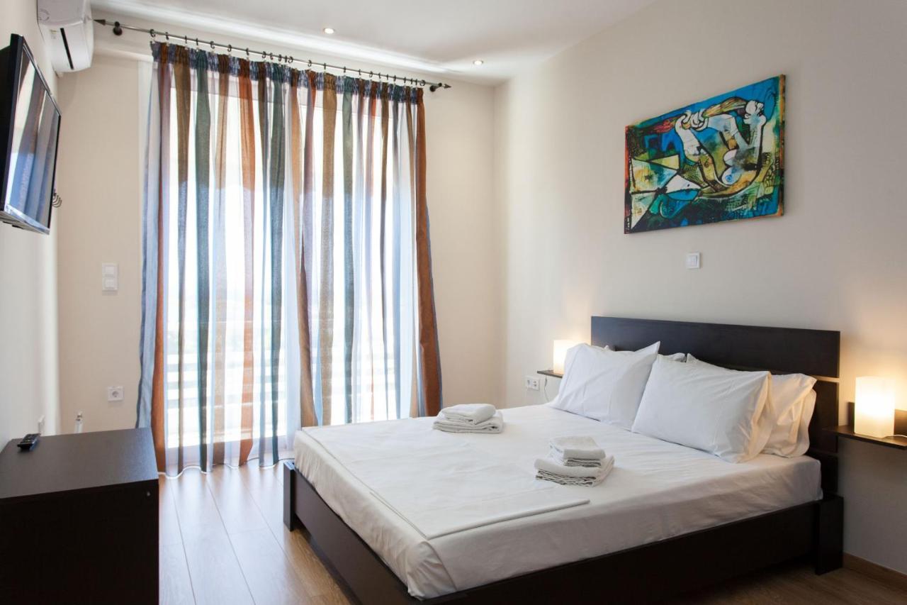 Modern Apt In Glyfada A Breath Away From The Sea - The View Athens Exterior photo
