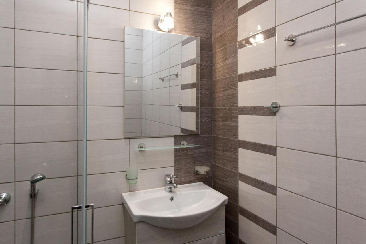 Modern Apt In Glyfada A Breath Away From The Sea - The View Athens Exterior photo